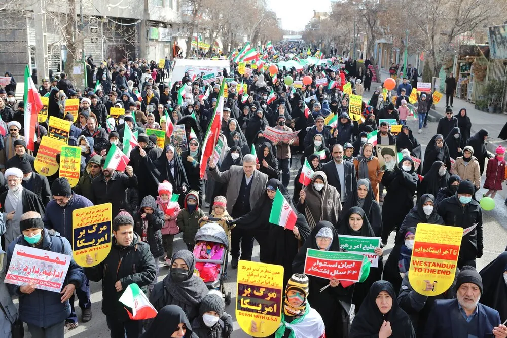 آمده ایم برای اثبات اقتدار و عزت ایران اسلامی 